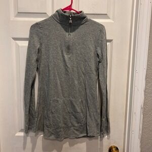 Victorias Secret Gray‎ Quarter Zip Pullover Top Rhinestone Heart Back Sz Small
